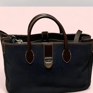 Classic Elegant Dooney & Bourke Navy Blue Women Hand Bag